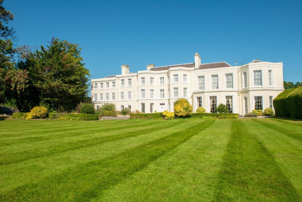 Burnham Beeches Hotel Wedding Show