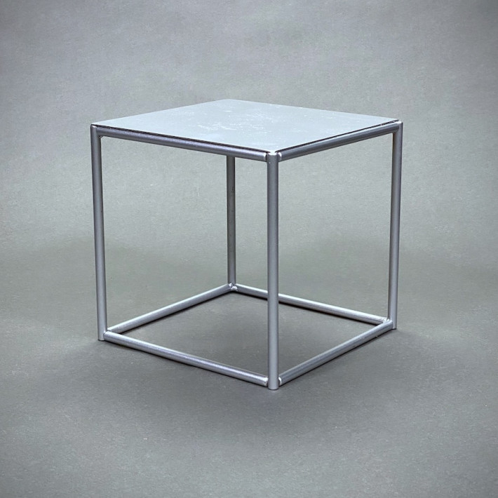 Small Silver Metal Flower Stand