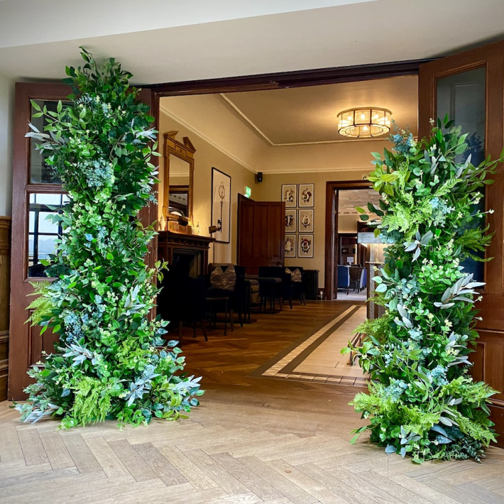 Foliage Columns